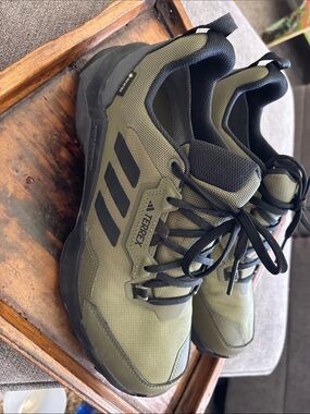 adidas gazelle silver green womens Jeremy Scott Gorilla sneakers – Dusty Archive main image 0